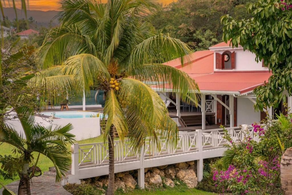 Spacieuse Villa Corossol Avec Piscine Et Jeux Exterieurs Le Gosier  Exterior foto